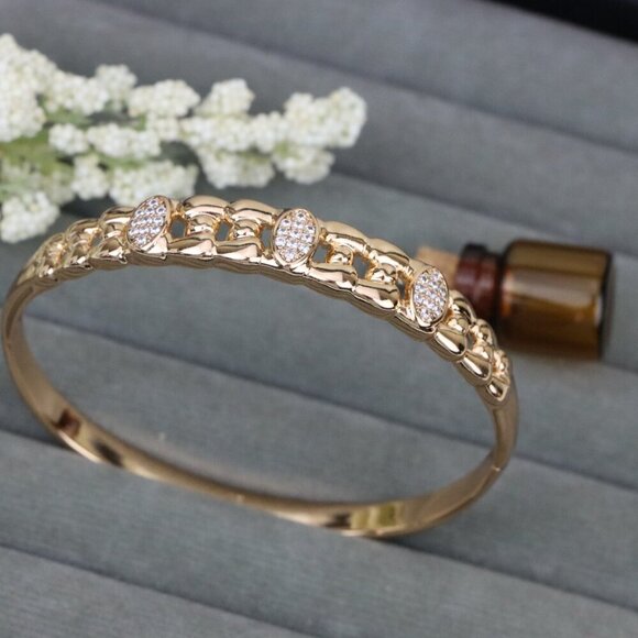 Elegant Rose Gold Bangle with Oval CZ Accents, XPBL0454 - Picture 1 of 11